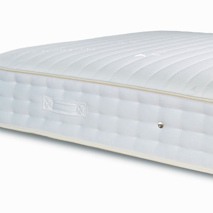 Deluxe Beds Lindley Quilted 2000 Pocket Sprung Mattress